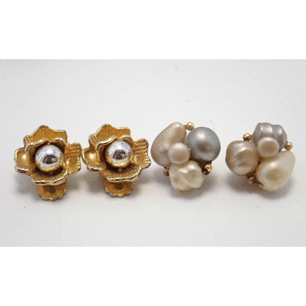 8 Pairs of Vintage Clip-On Earrings Hong Kong, Western Germany, Sarah Coventry - Picture 5 of 9